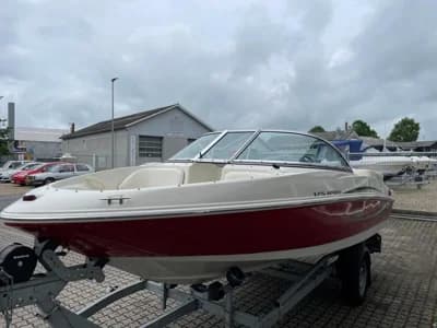 Sea Ray 175 Sport Bowrider med 135 hk Mercruiser 2