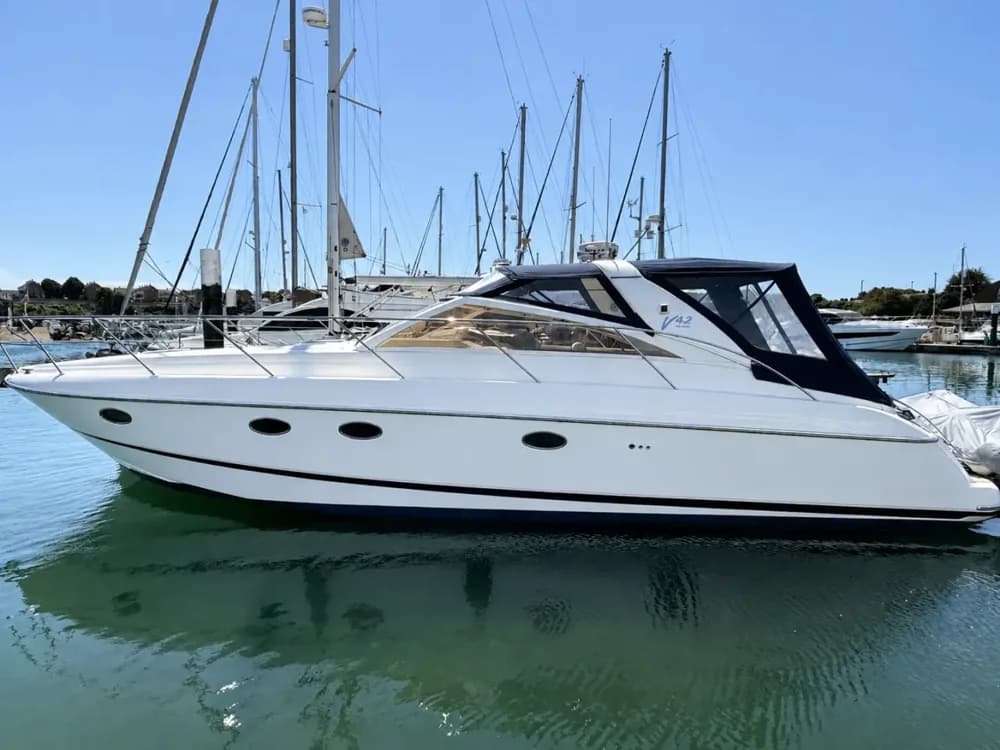 2005 Princess V42 Boat for Sale in Southampton