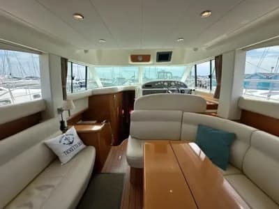 2006 Prestige 36 Fly Boat for Sale in Lymington 3
