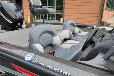 2006 Tracker Avalanche 18 SC 3