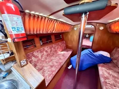 1999 Hustler 32 Boat for Sale in Gosport 5