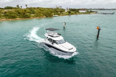Beneteau Antares 12 Fly 3