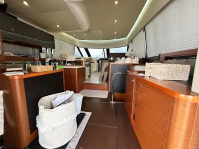 Prestige 550 Fly 3
