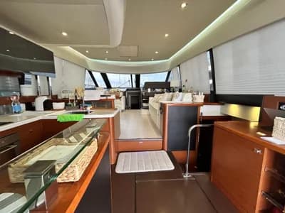 Prestige 550 Fly 4