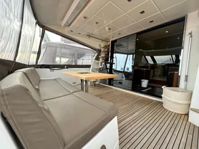 Prestige 550 Fly 5