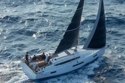 Jeanneau Sun Odyssey 410 2