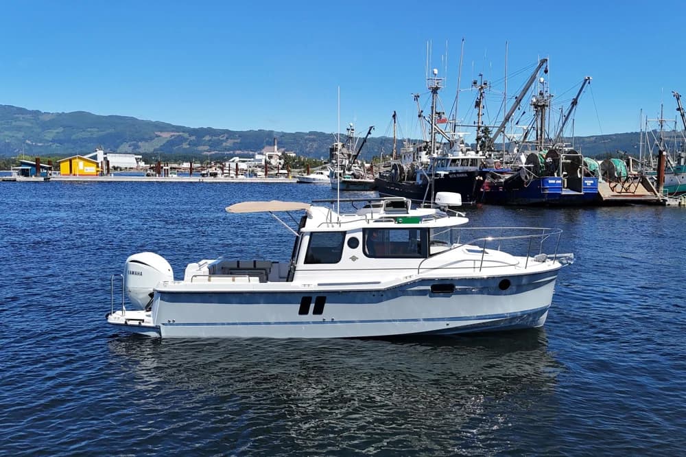 Ranger Tugs R-25