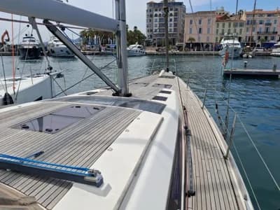 2014 Dufour 500 Grand Large Boat for Sale in Le Marin 3
