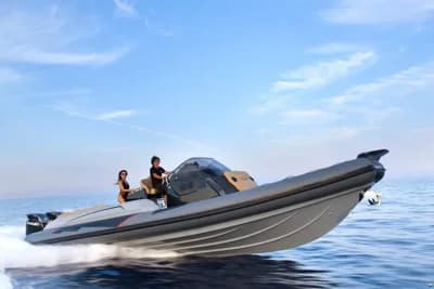 Ranieri SPLENDIDO GOMMONE RANIERI CAYMAN 38 EXEC 2