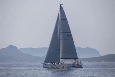 2021 Solaris 50 | 16m 2