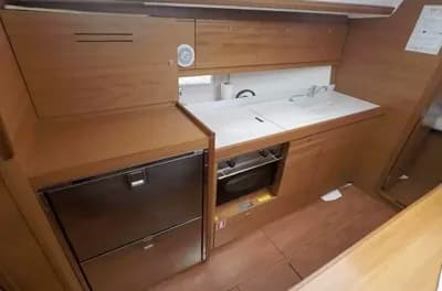 2016 Dufour 382 Grand Large Boat for Sale in Šibenik 3