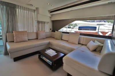 2015 Fairline Squadron 60 | 63.5 ft 3