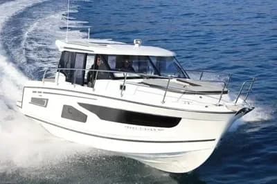 2019 Jeanneau Merry Fisher 1095 Coupé Boat for Sale in Phuket 2