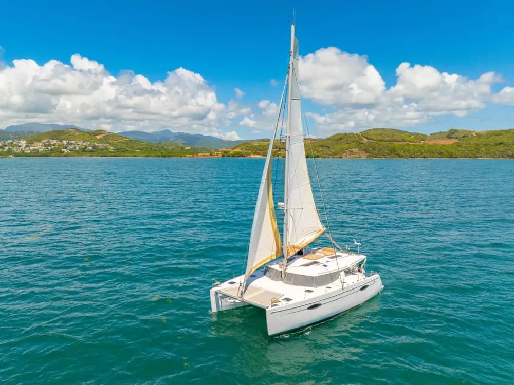 2014 Fountaine Pajot Helia 44 Boat for Sale in Fajardo