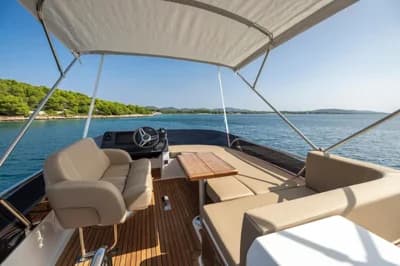 Nimbus 405 Flybridge 2