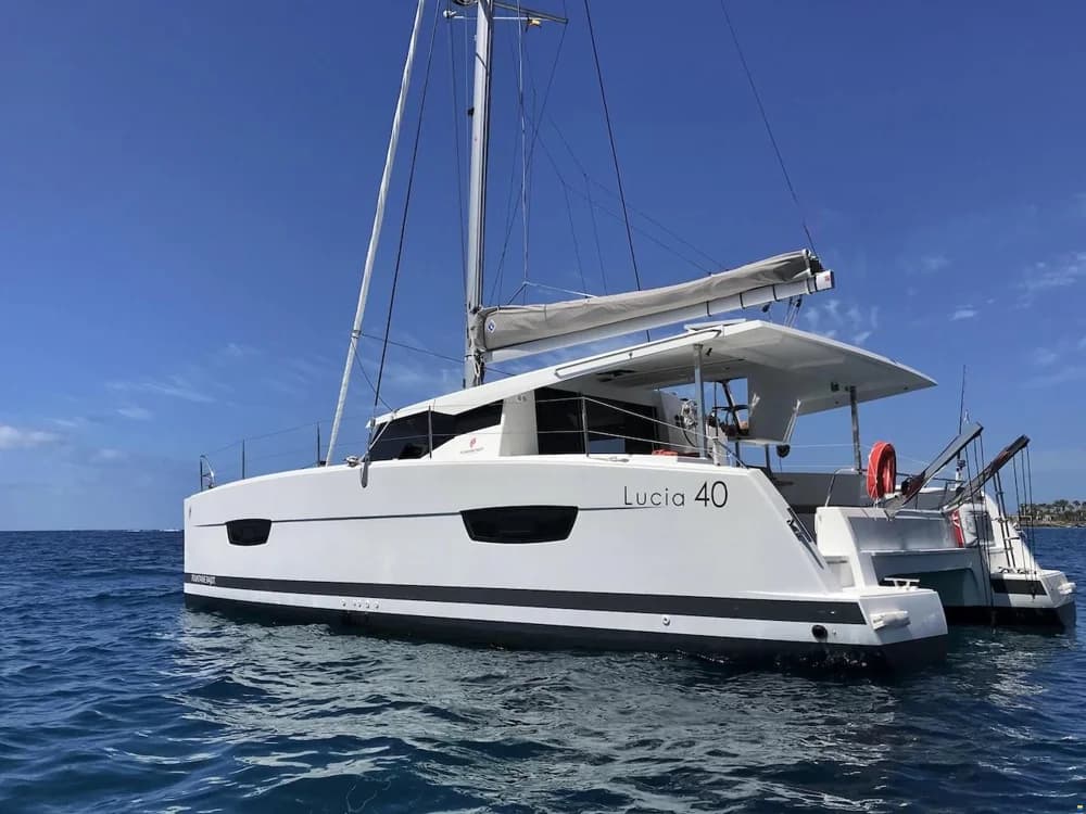 Fountaine Pajot LUCIA 40.