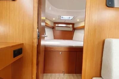 2022 Bavaria C42 3