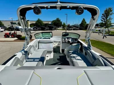 2019 MasterCraft NXT22 3