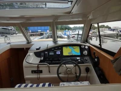 Greenline 33 2