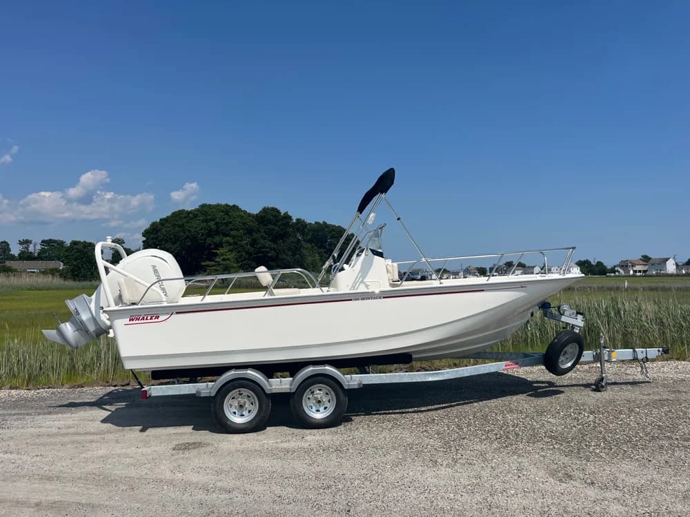 2026 Boston Whaler 190 Montauk