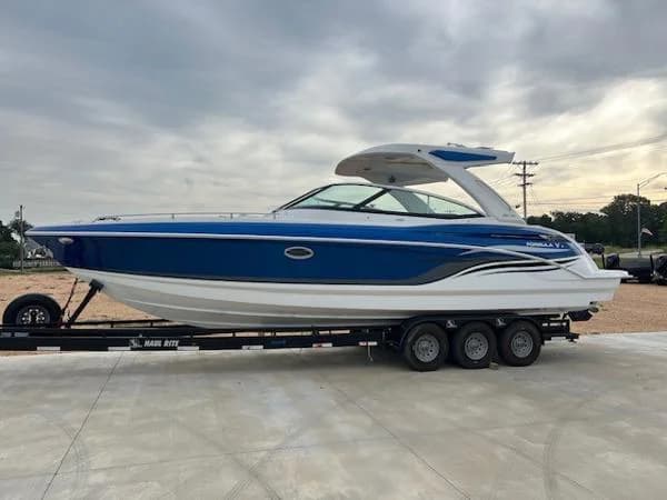 2025 Formula 330 Crossover Bowrider I/O