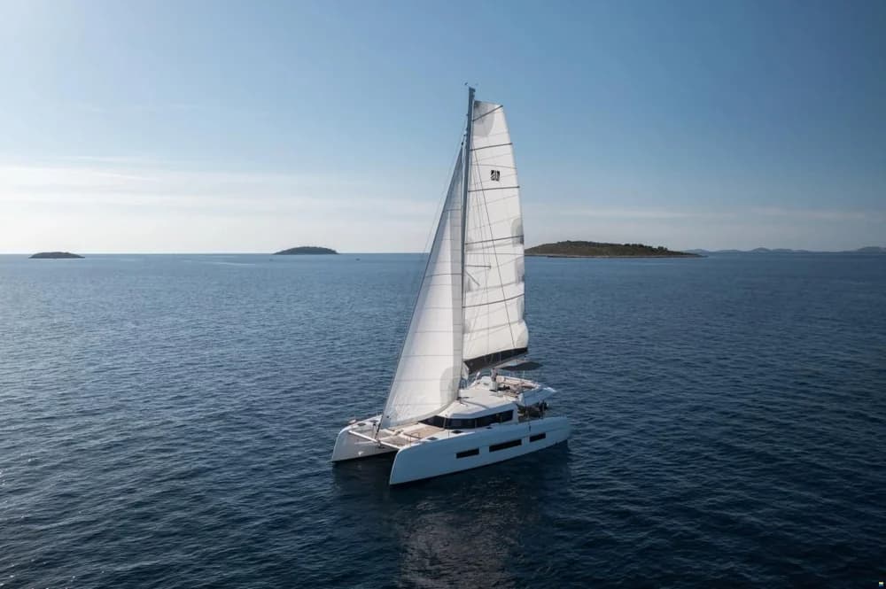 Dufour Catamarans 48