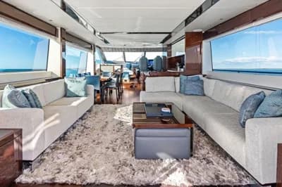 2019 Sunseeker 76 Yacht 3