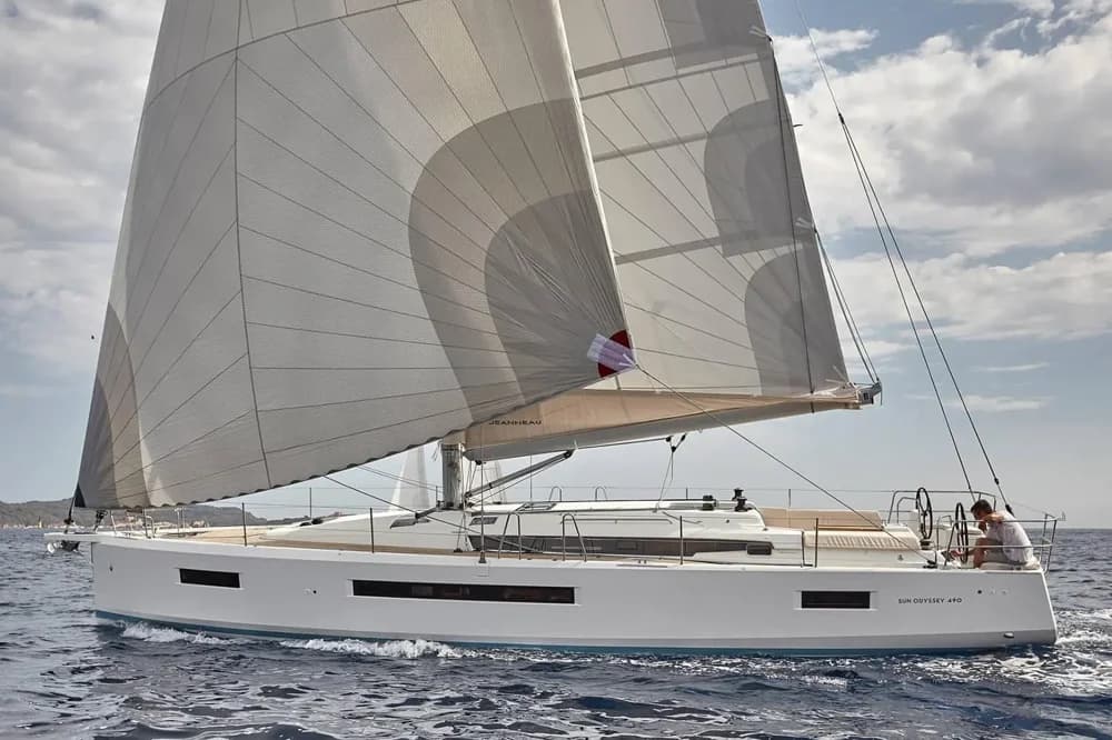 2020 Jeanneau Sun Odyssey 490 Boat for Sale in Preveza