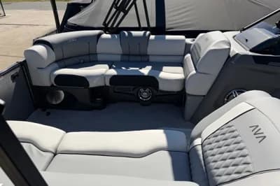 2026 Avalon Catalina Entertainer 2