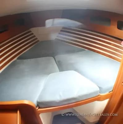 1988 Moody 346 Boat for Sale in Preveza 3