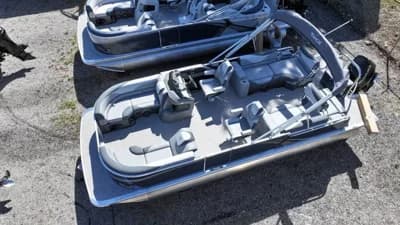 2026 Tahoe LTZ - 23 FT Quad Lounger Shift 3
