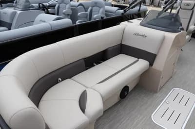 2026 Bentley Pontoons Legacy 223 Cruise 3
