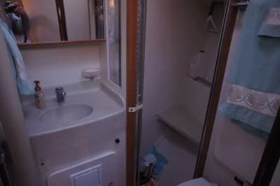 2004 Catalina 350 3