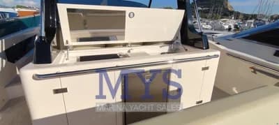 Cayman Yachts 400 WA 4