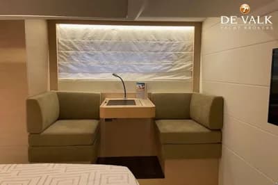 Jeanneau Prestige 50. 4