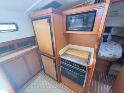 2006 Mainship 43 Trawler | 13m 3