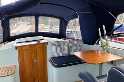Swordsman Marine 37 Aft Cabin 3