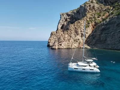 2024 Lagoon 46 Boat for Sale in Gerona 2