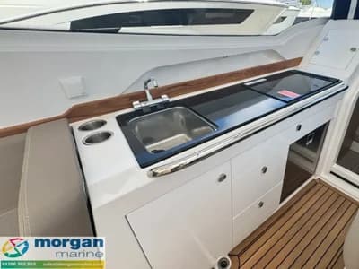 2026 Nimbus Weekender 9 W9 Boat for Sale in Essex 2