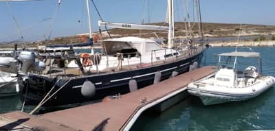 Van Dam Nordia Pilot House Cruiser 58' 3