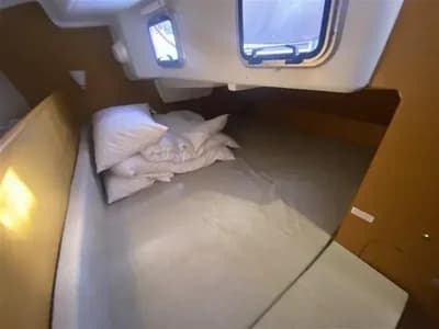 2012 Jeanneau Sun Odyssey 33i Boat for Sale in Bowness-on-Windermere 5