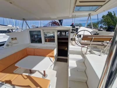 Lagoon 420 2