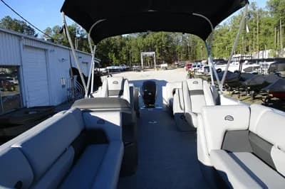 2026 Sun Tracker Party Barge 22 DLX 3