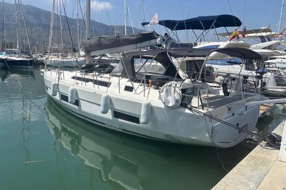 Dufour 470