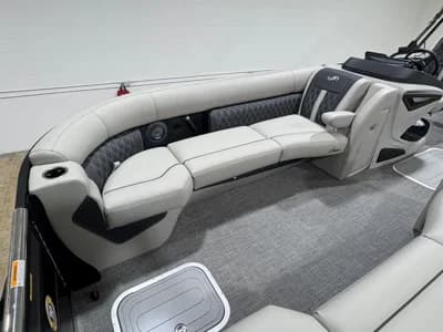 2026 Barletta Lusso L25U 3