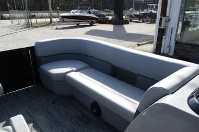 2026 Bentley Pontoons Legacy 243 DL Navigator 3