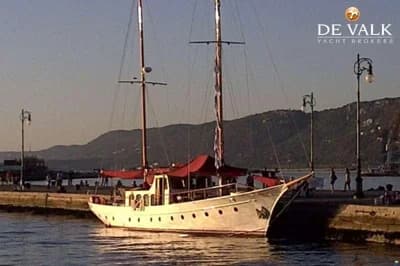 Classic Dutch Motorsailer 2