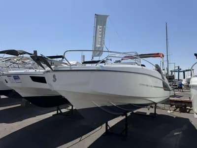 2016 Beneteau Flyer 7.7 SPACEdeck 2