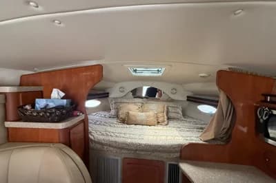2006 Rinker Fiesta Vee 320 | 32 ft 3