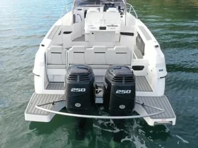 2022 Karnic SL800 Cruiser Boat for Sale in Poole 3